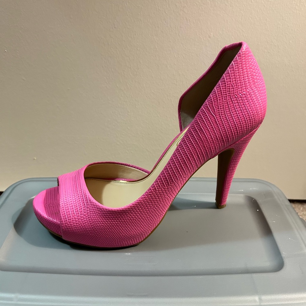 Jessica Simpson Pink High Heel